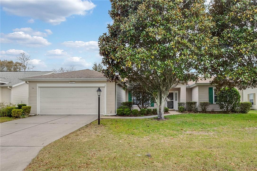 26311 Glen Eagle Dr, Leesburg, FL 34748