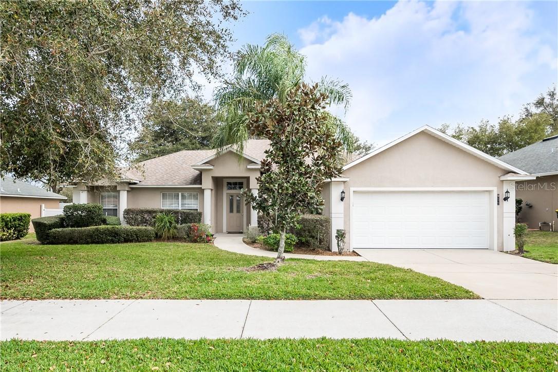 955 Princeton Dr., Clermont, FL 34711