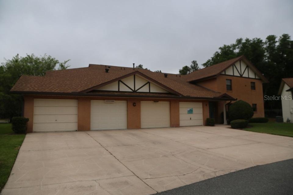 100 E Oak Terrace Dr. #C1, Leesburg, FL 34748