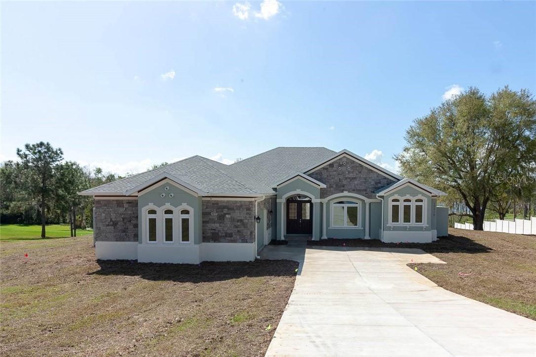 17710 Palm View Cir., Mount Dora, FL 32757