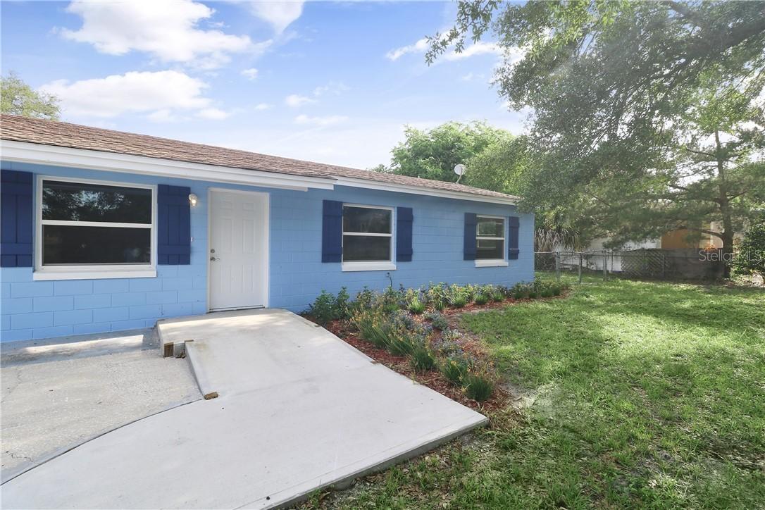 4195 Poinsetta Ave., Mount Dora, FL 32757