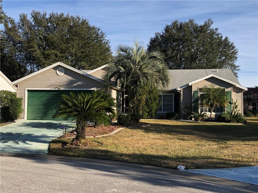 25404 Waterbrook Ct., Leesburg, FL 34748