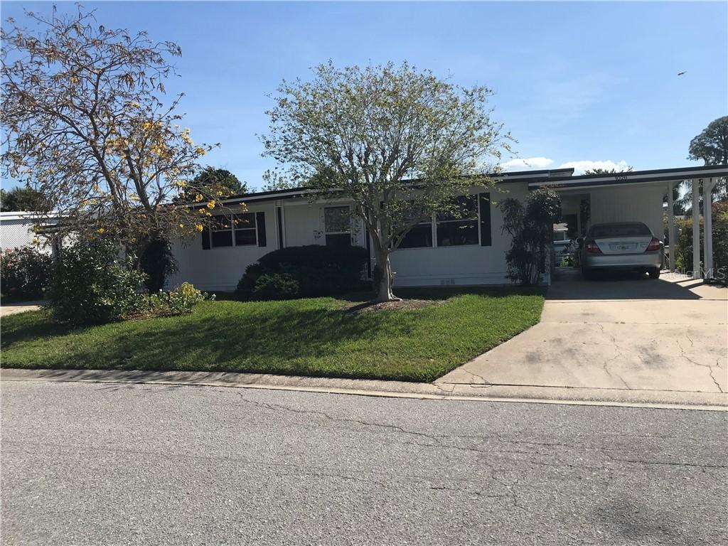 1026 Southland Dr., Tavares, FL 32778