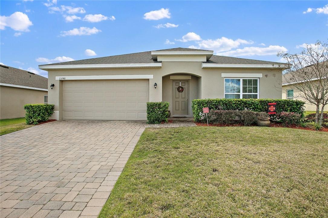 23748 Companero Dr., Sorrento, FL 32776