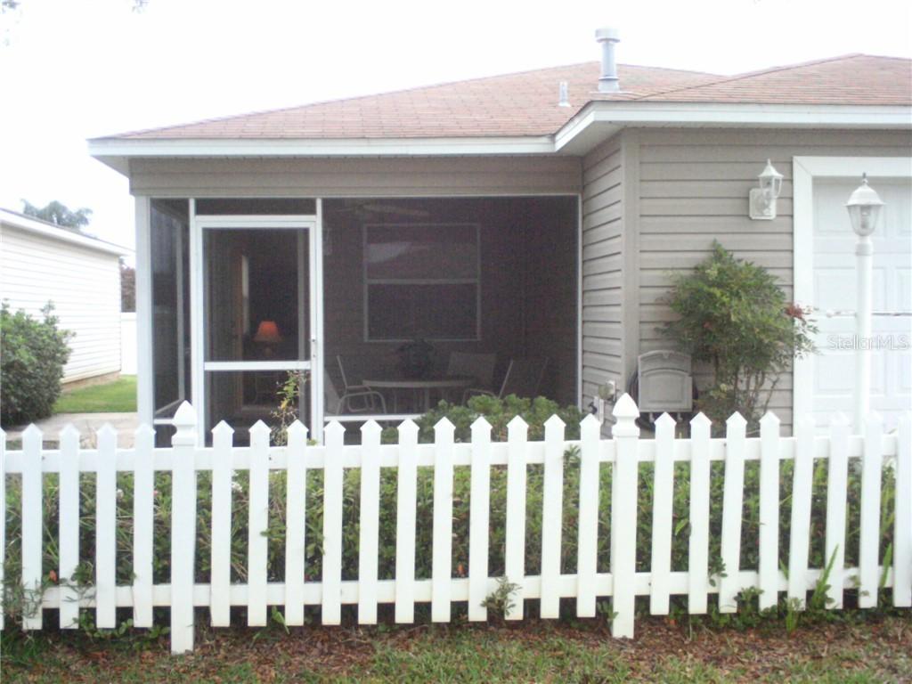 433 Ingleside Dr., The Villages, FL 32159
