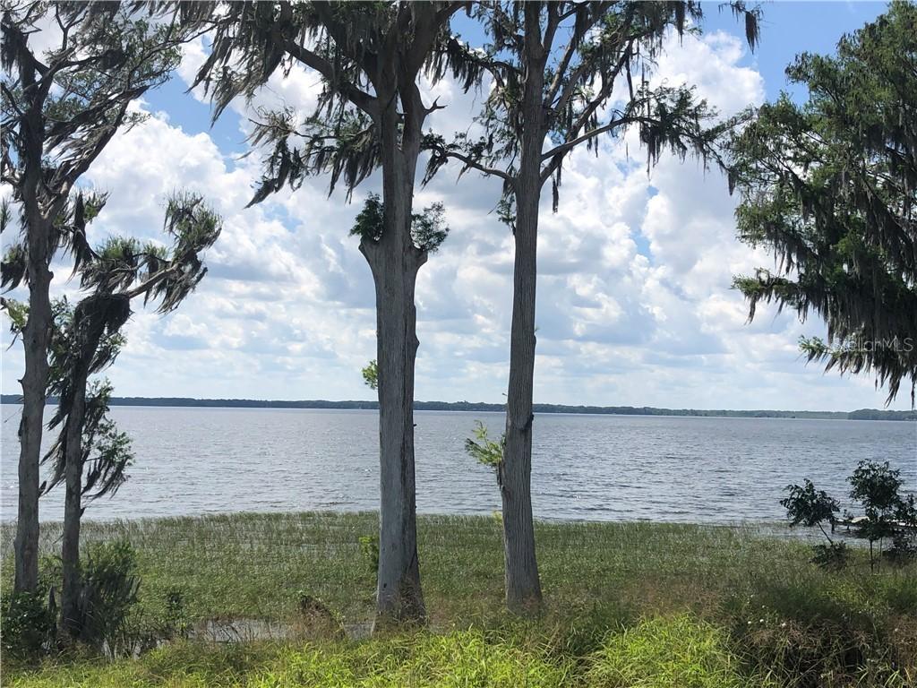 Sunnyside Dr., Leesburg, FL 34748