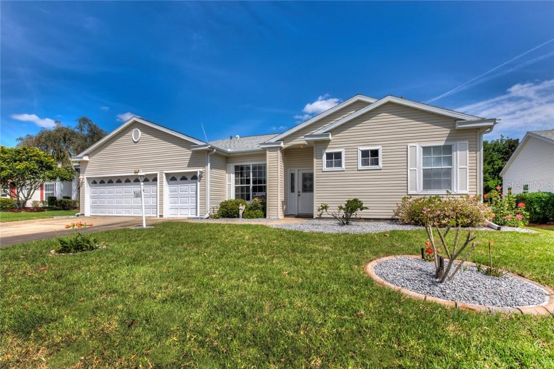 5027 Sawgrass Lake Cir., Leesburg, FL 34748