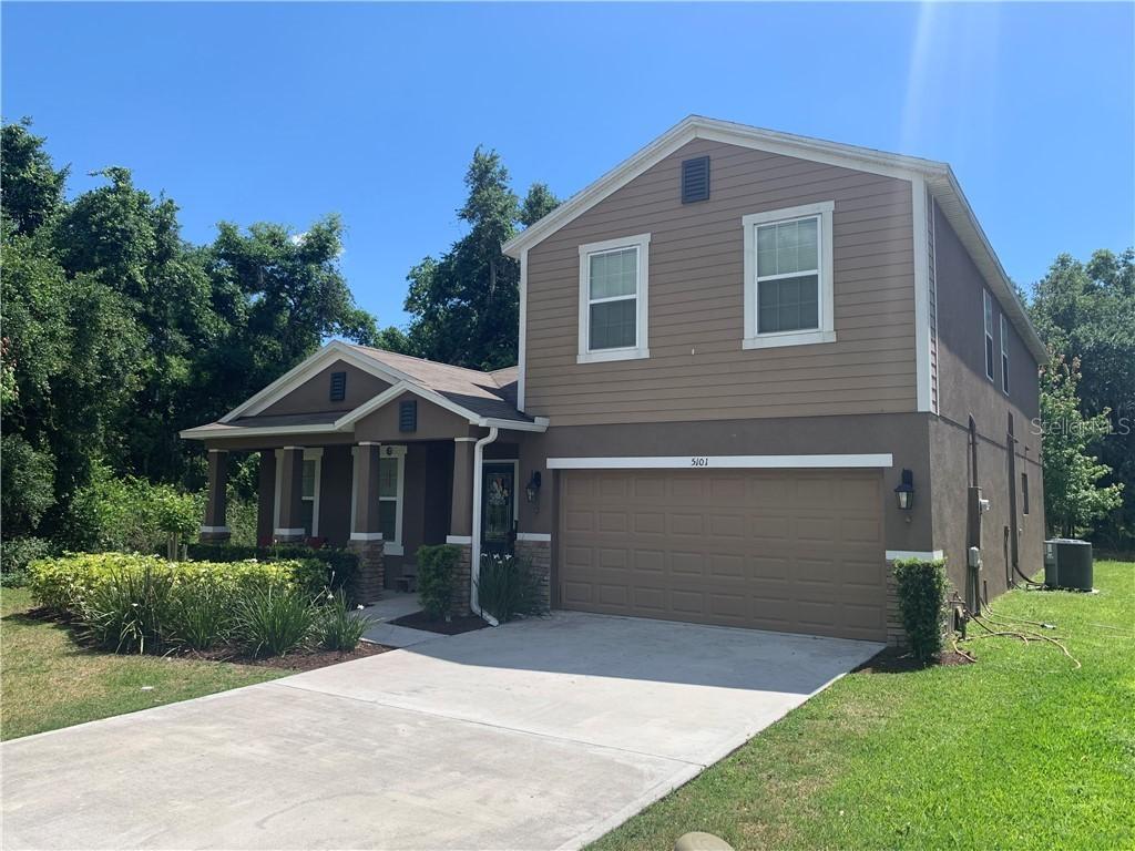 5101 Grassy Knoll Dr., Tavares, FL 32778