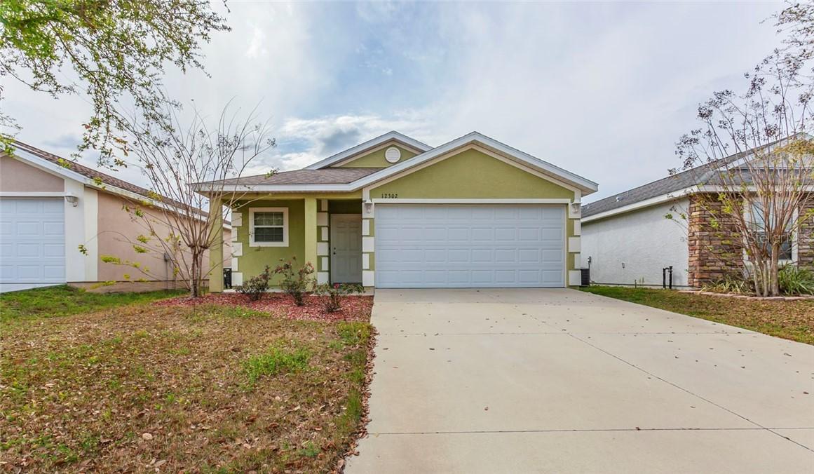 12302 NE 48th Way, Oxford, FL 34484