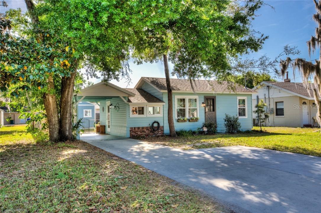 716 N Rockingham Ave., Tavares, FL 32778