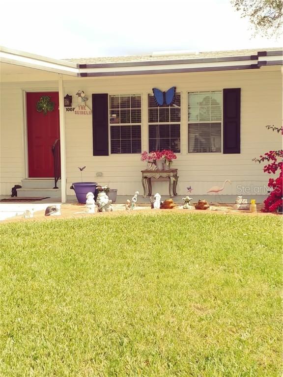 1008 Patriot Pl., Tavares, FL 32778