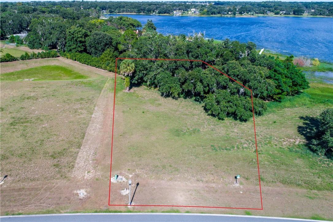 425 Two Lakes Ln., Eustis, FL 32726
