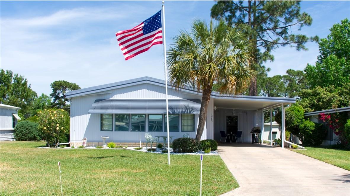 1685 Nassau Cir., Tavares, FL 32778