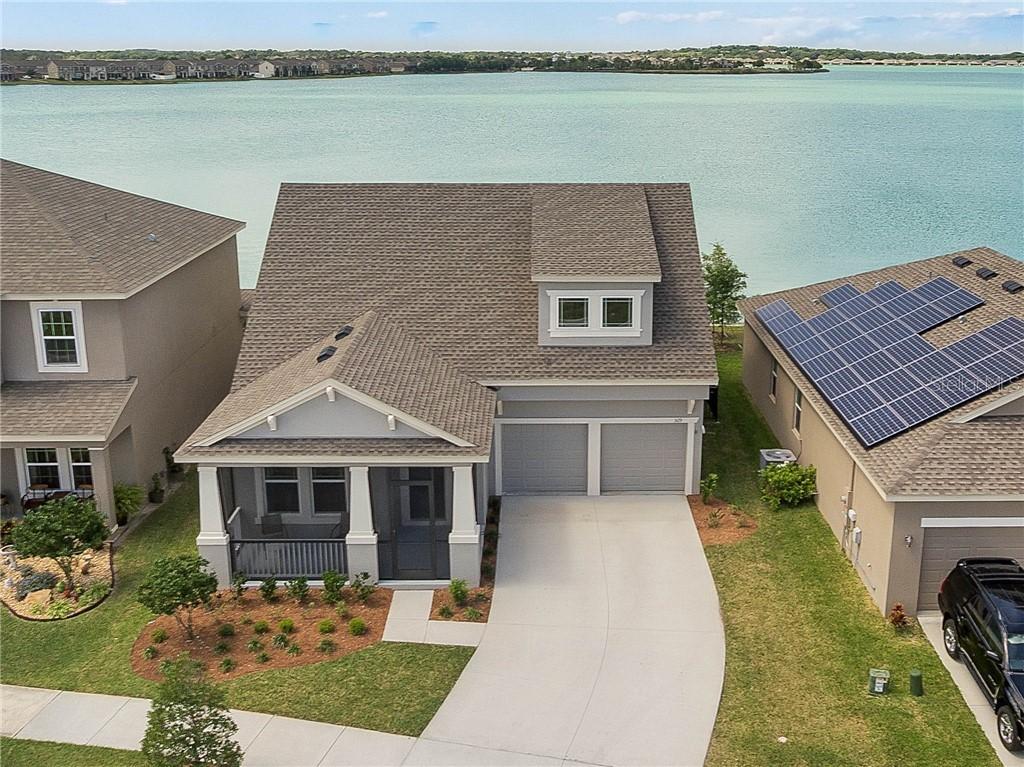 529 Blue Cypress Dr., Groveland, FL 34736