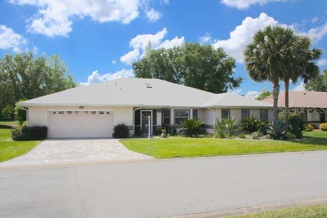 5324 Royal Stuart Ct., Leesburg, FL 34748