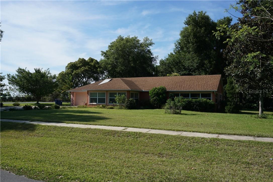 13009 Delaware Ave., Astatula, FL 34705