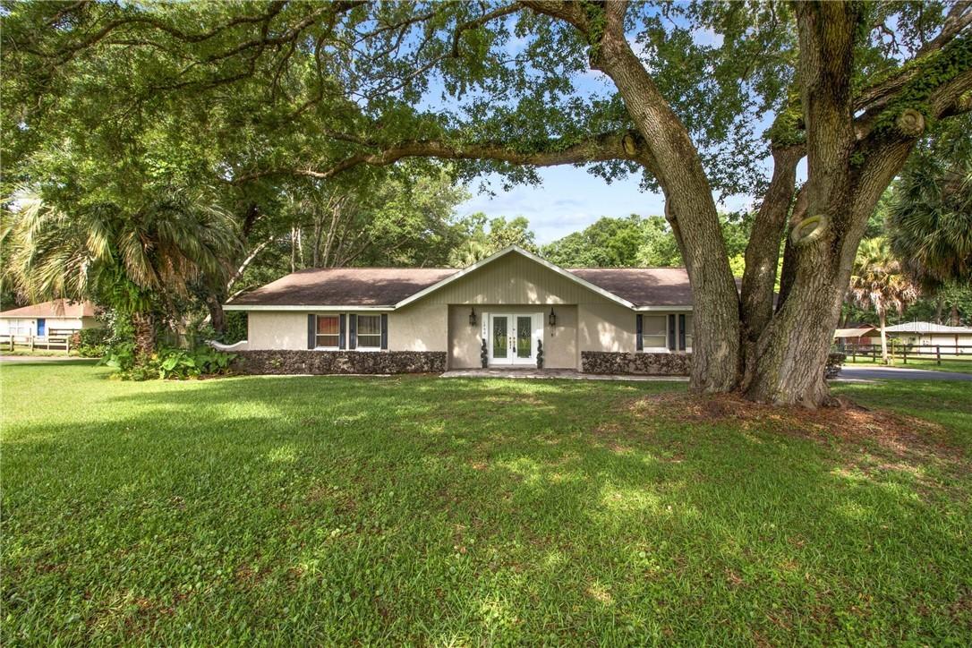 1960 SE 52nd Ct., Ocala, FL 34480