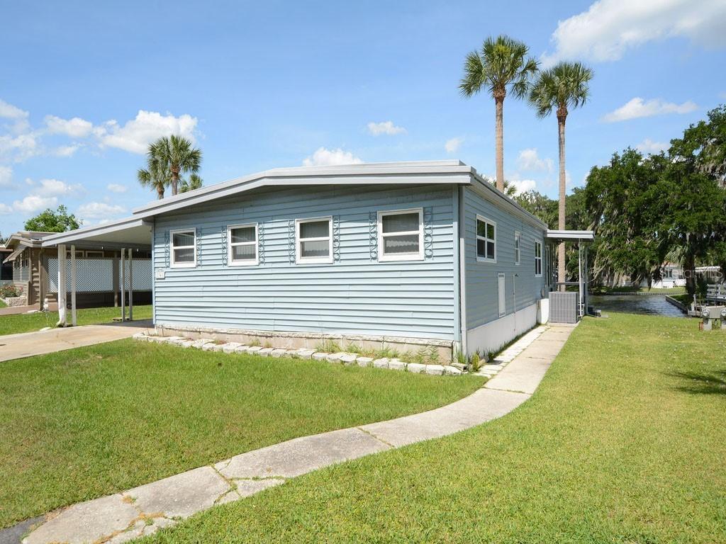 34 Cocos Plumosa Dr., Eustis, FL 32726