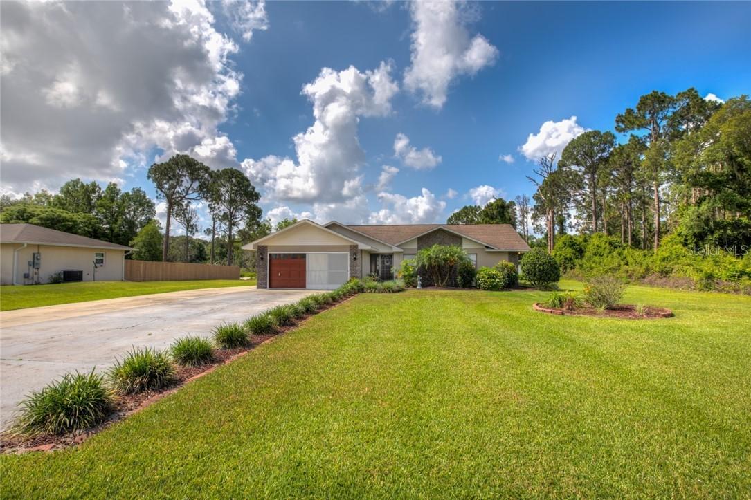 12322 Pine Island Dr., Leesburg, FL 34788