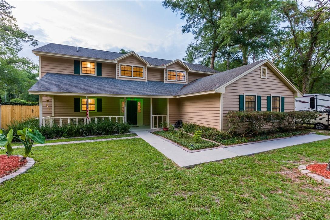 26109 Pine Valley Dr., Sorrento, FL 32776