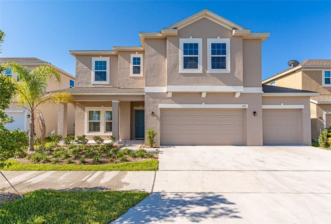 395 Blue Cypress Dr., Groveland, FL 34736