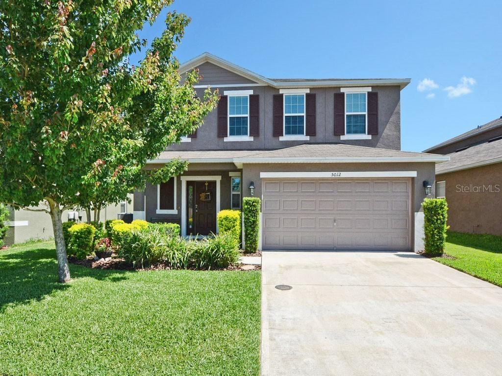 5012 Grassy Knoll Dr, Tavares, FL 32778