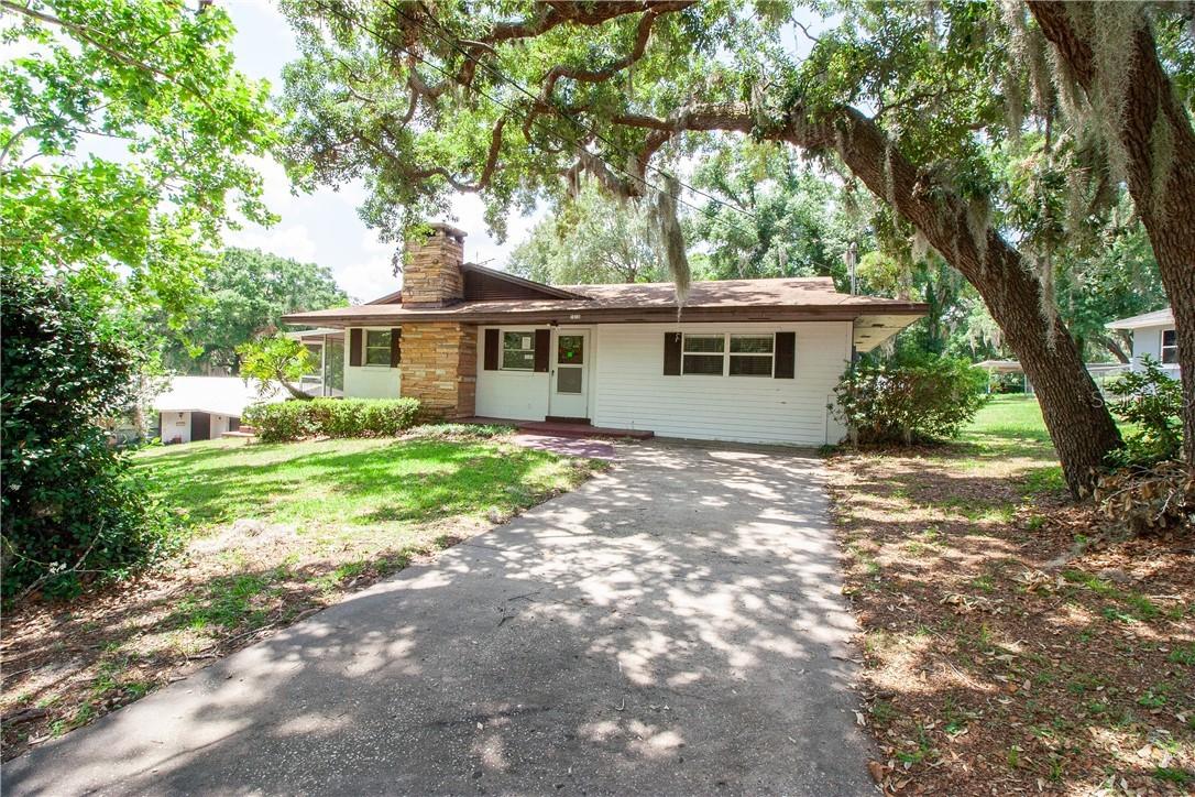 1616 Lake Nettie Ct., Eustis, FL 32726