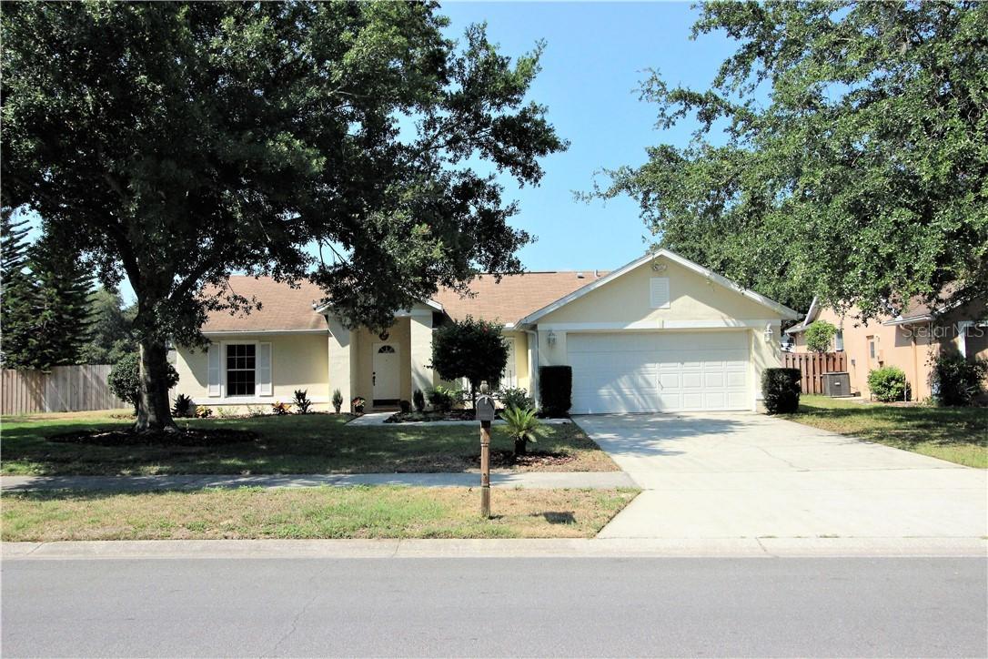 727 Oakpoint Cir., Davenport, FL 33837