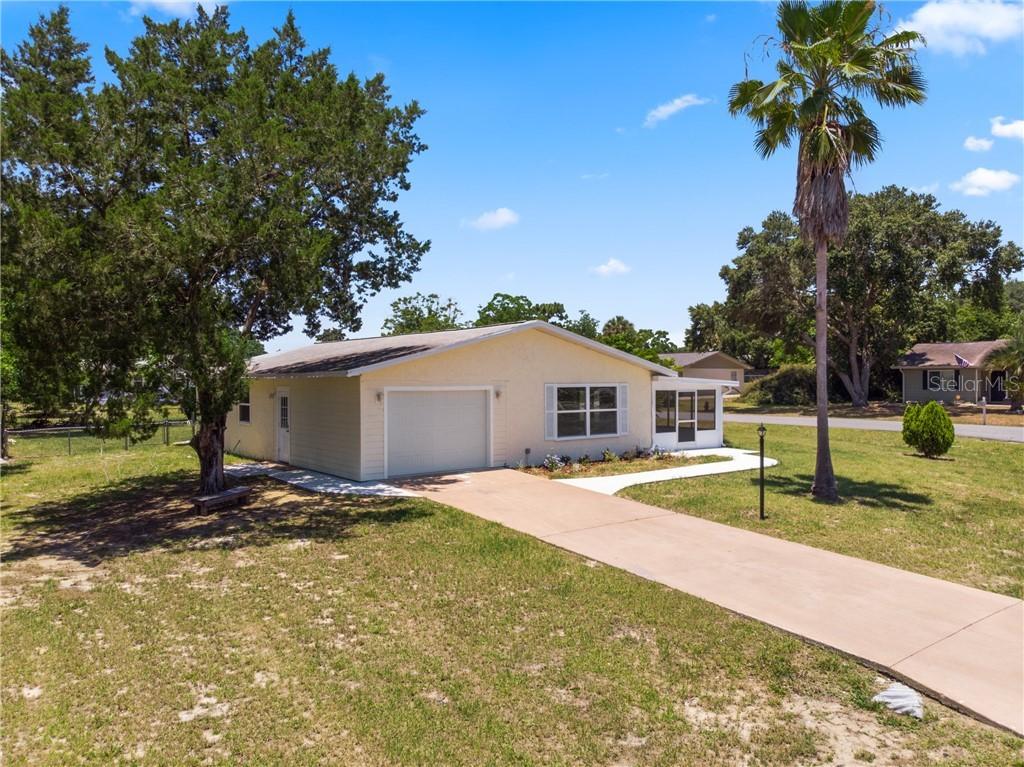 1 Bahia Ct Loop, Ocala, FL 34472