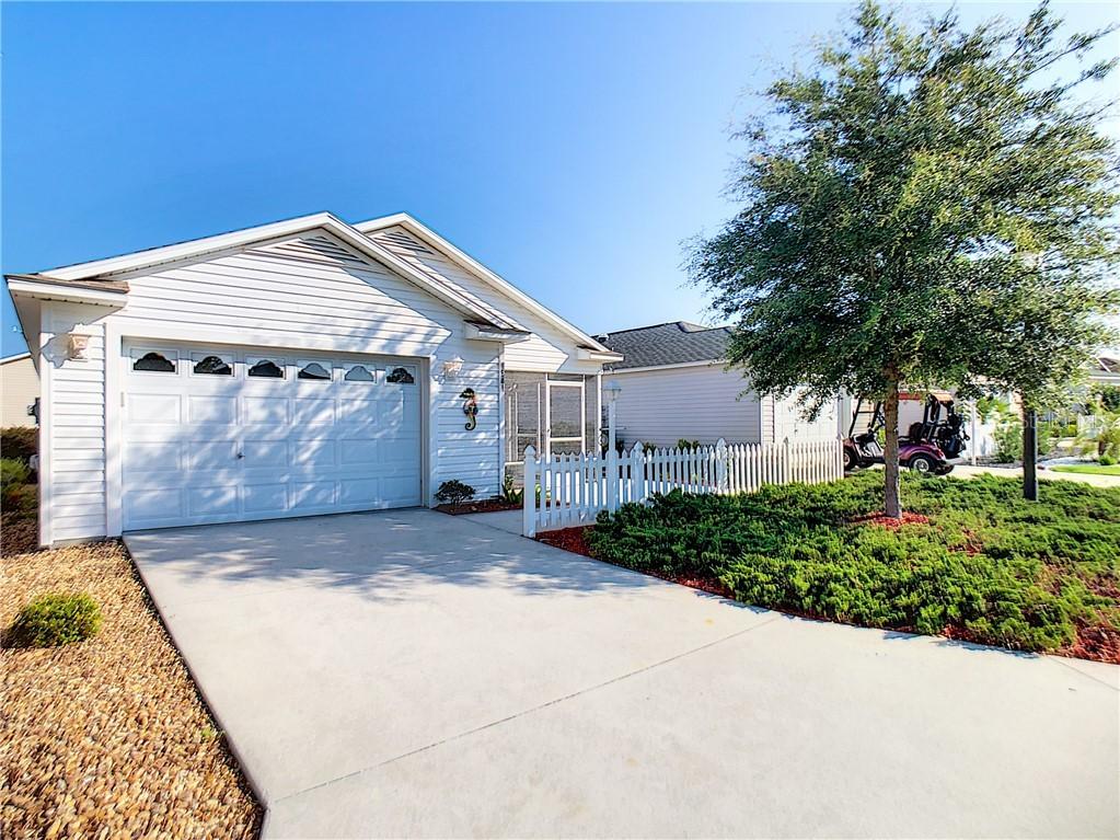 1841 Hallandale Ln., The Villages, FL 32162