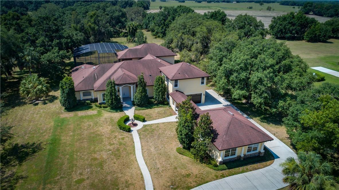 15532 Trotting Horse Ln., Tavares, FL 32778
