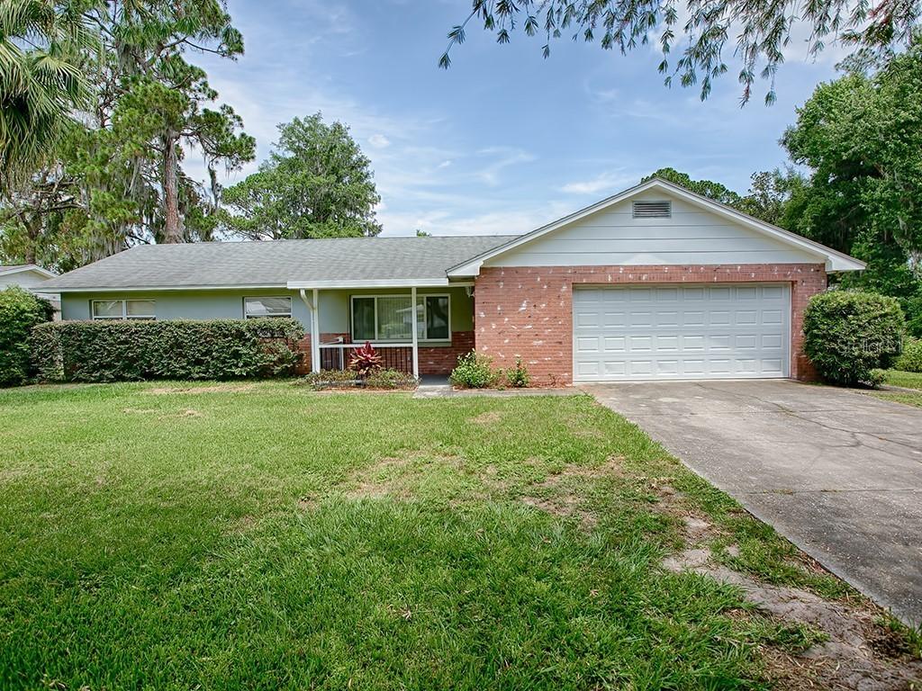 32008 Bluegill Dr., Tavares, FL 32778