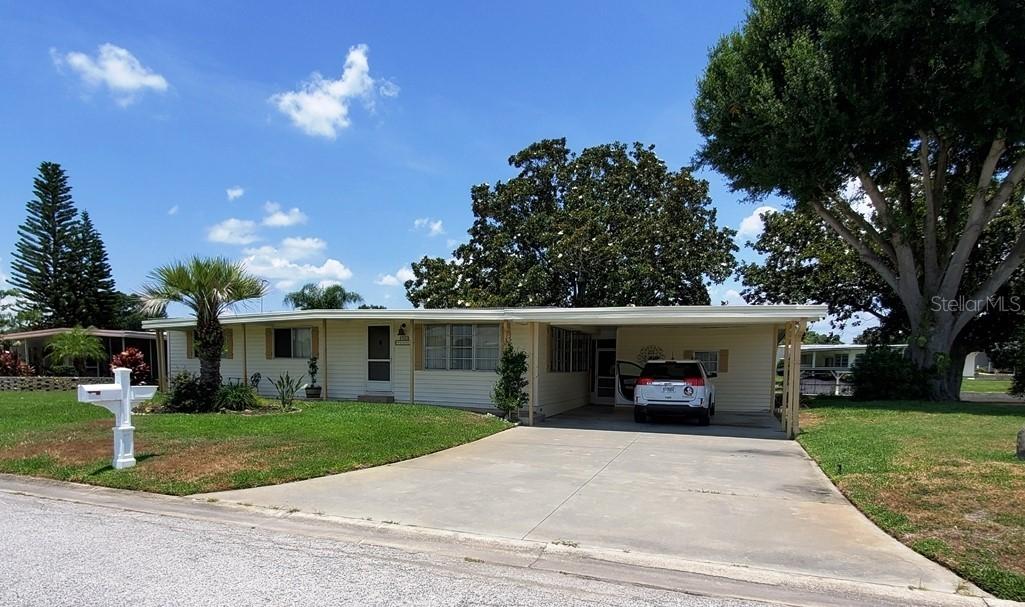 948 Todd Way, Tavares, FL 32778