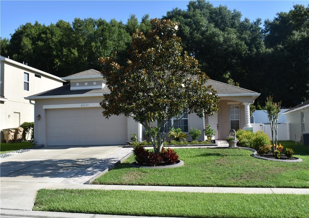 25137 Chipshot Ct., Sorrento, FL 32776