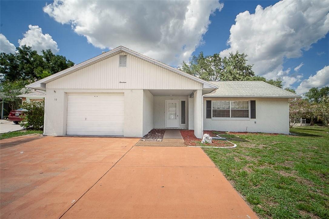 19 Oak Ridge Rd., Davenport, FL 33837