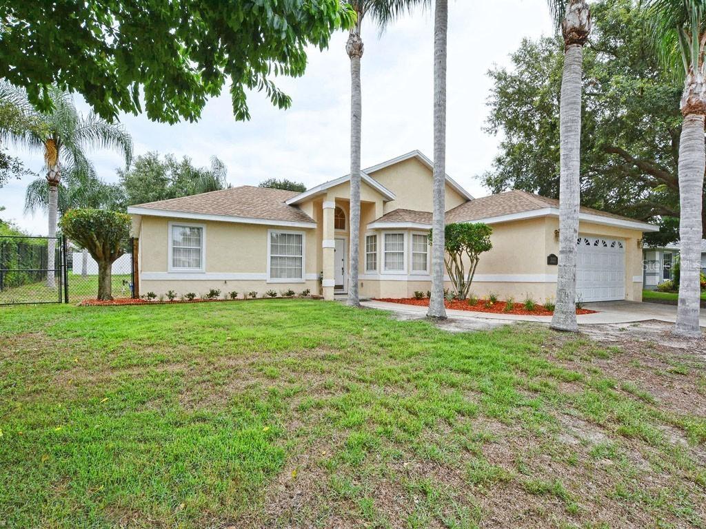 2023 Meadowside Dr., Eustis, FL 32726