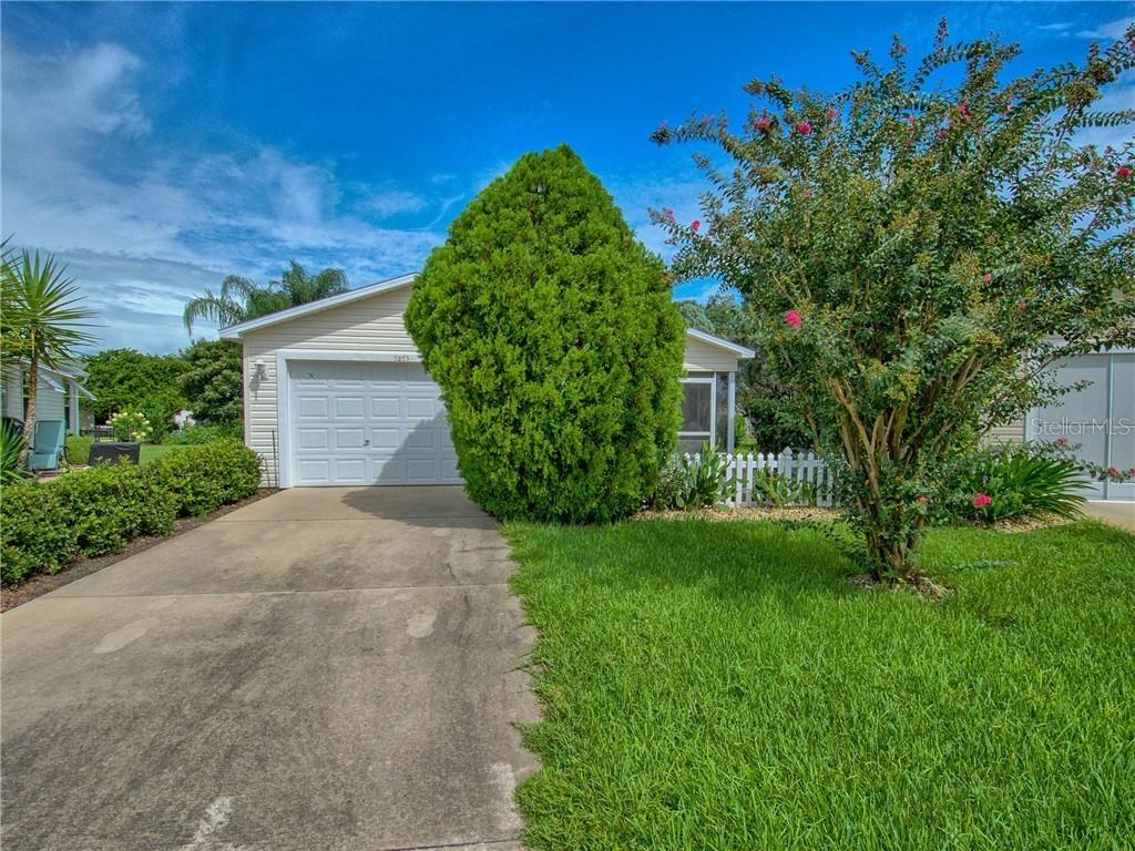3253 Riverton Rd., The Villages, FL 32162