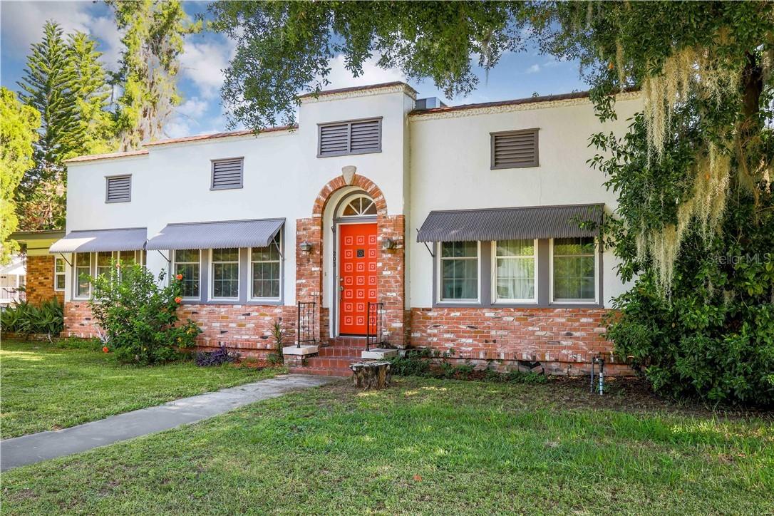 203 E Caroline St., Tavares, FL 32778