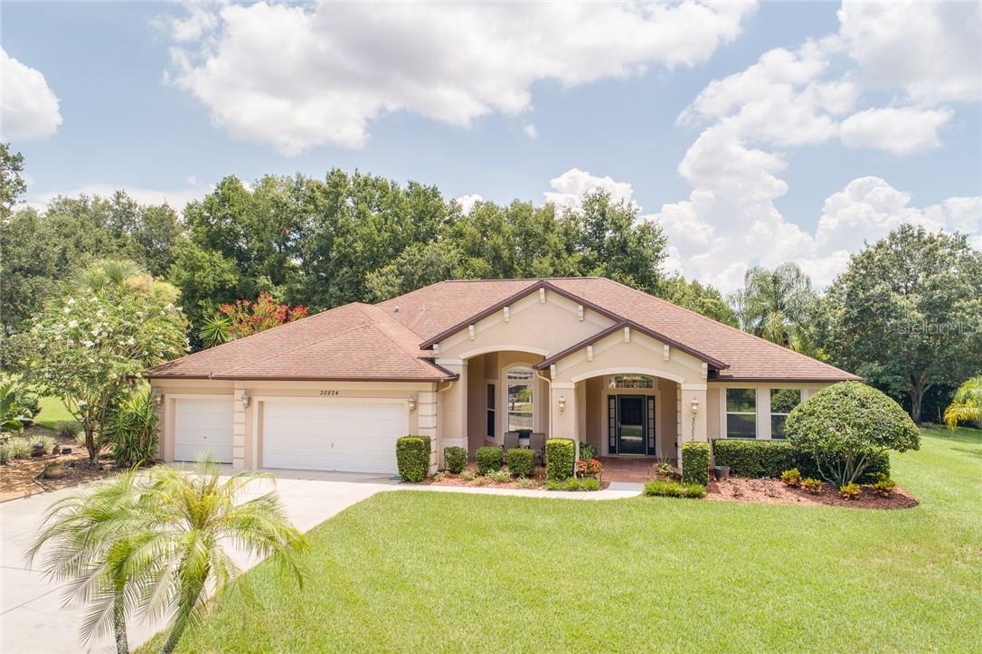 30824 Top Of The Hill Dr., Mount Dora, FL 32757