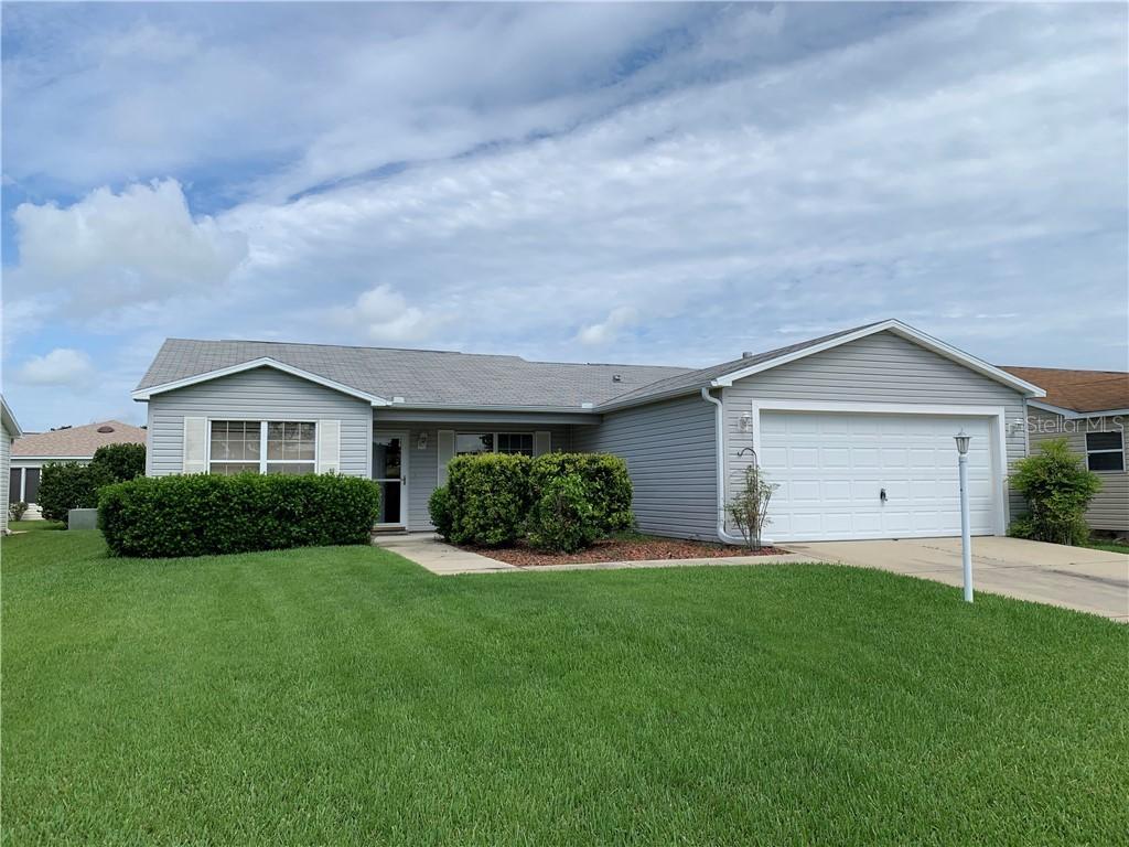730 Evelyn Dr., The Villages, FL 32162