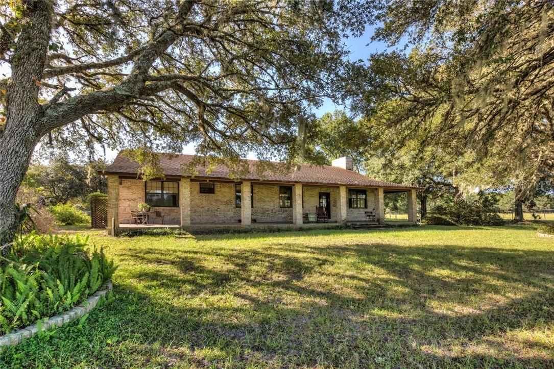 38505 Harbor Way, Eustis, FL 32736