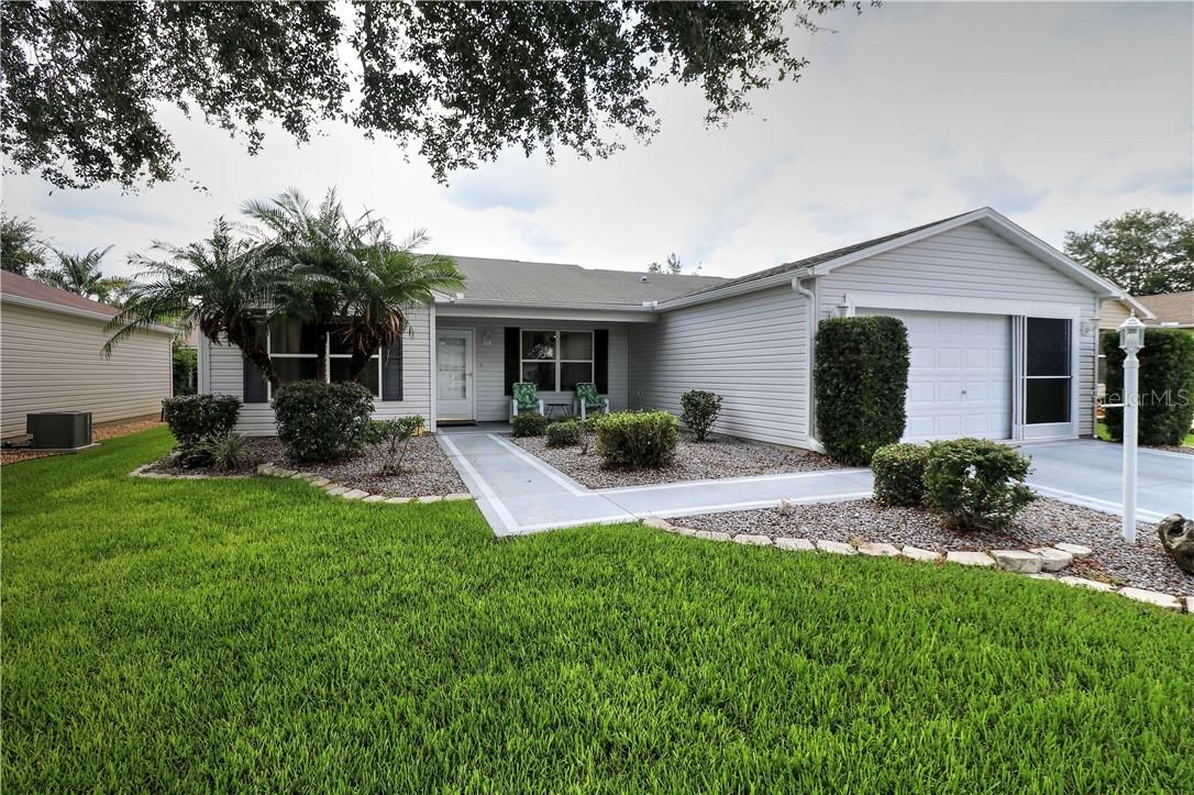 918 Danforth Ct., The Villages, FL 32162