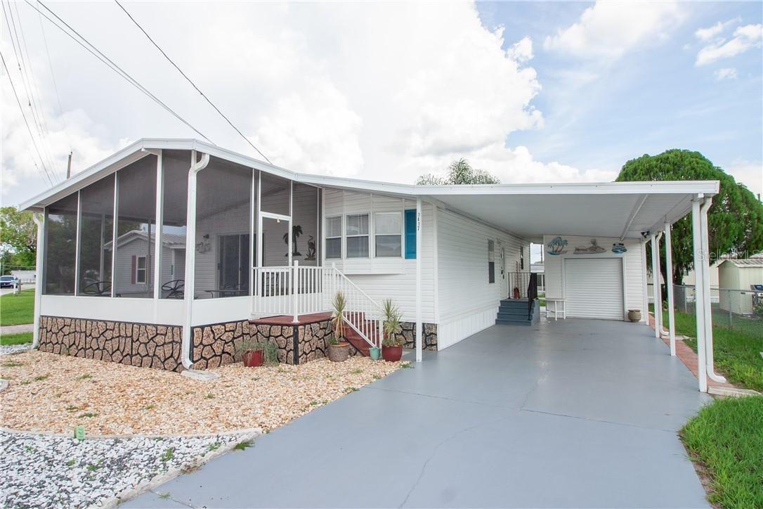 1417 County Dr., Tavares, FL 32778