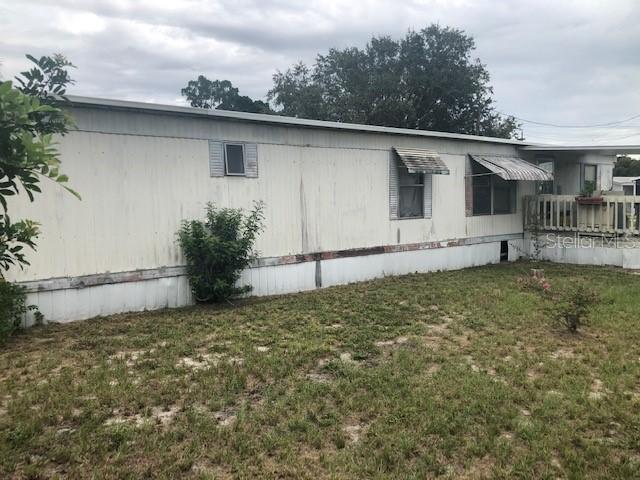 1416 County Dr., Tavares, FL 32778