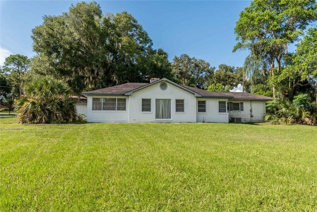 1190 W Lakeshore Dr., Clermont, FL 34711