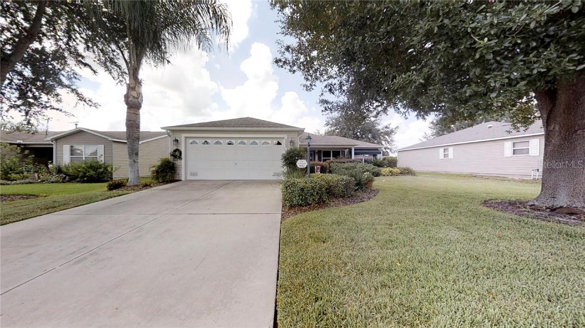 940 Candler Pl., The Villages, FL 32162