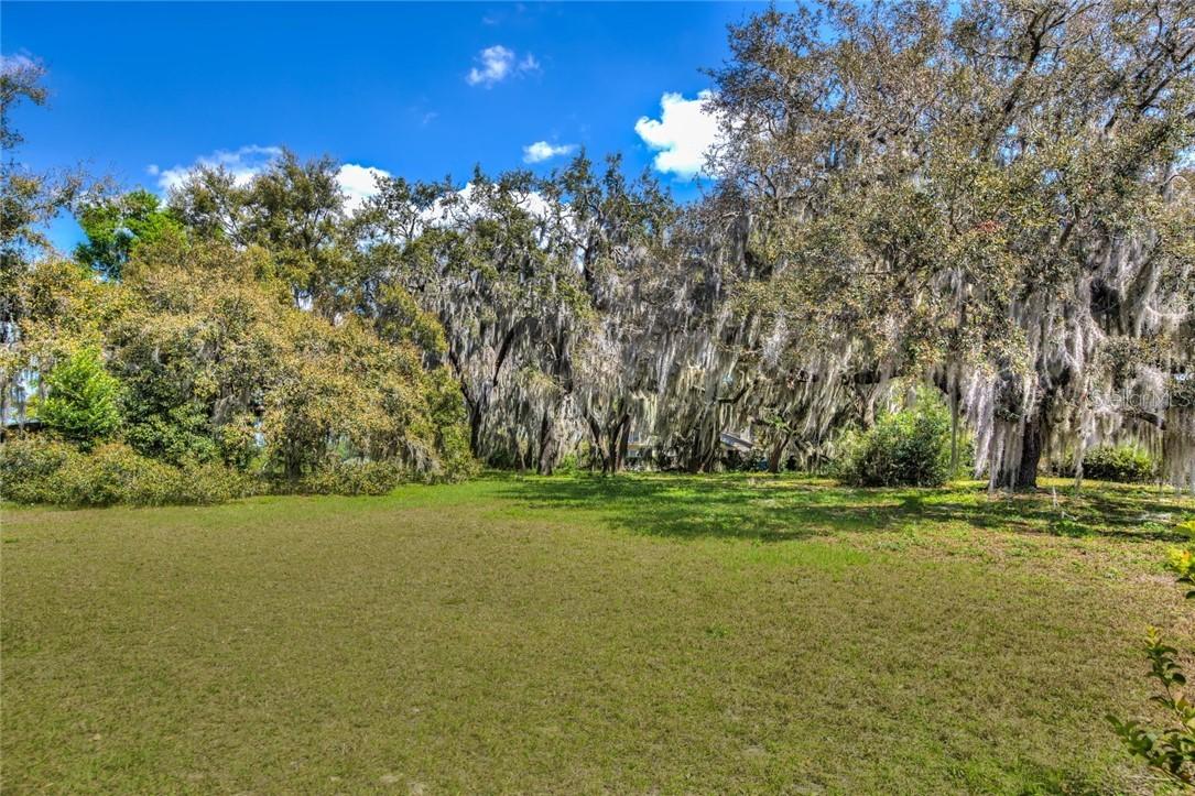 1224 Park Pl., Mount Dora, FL 32757