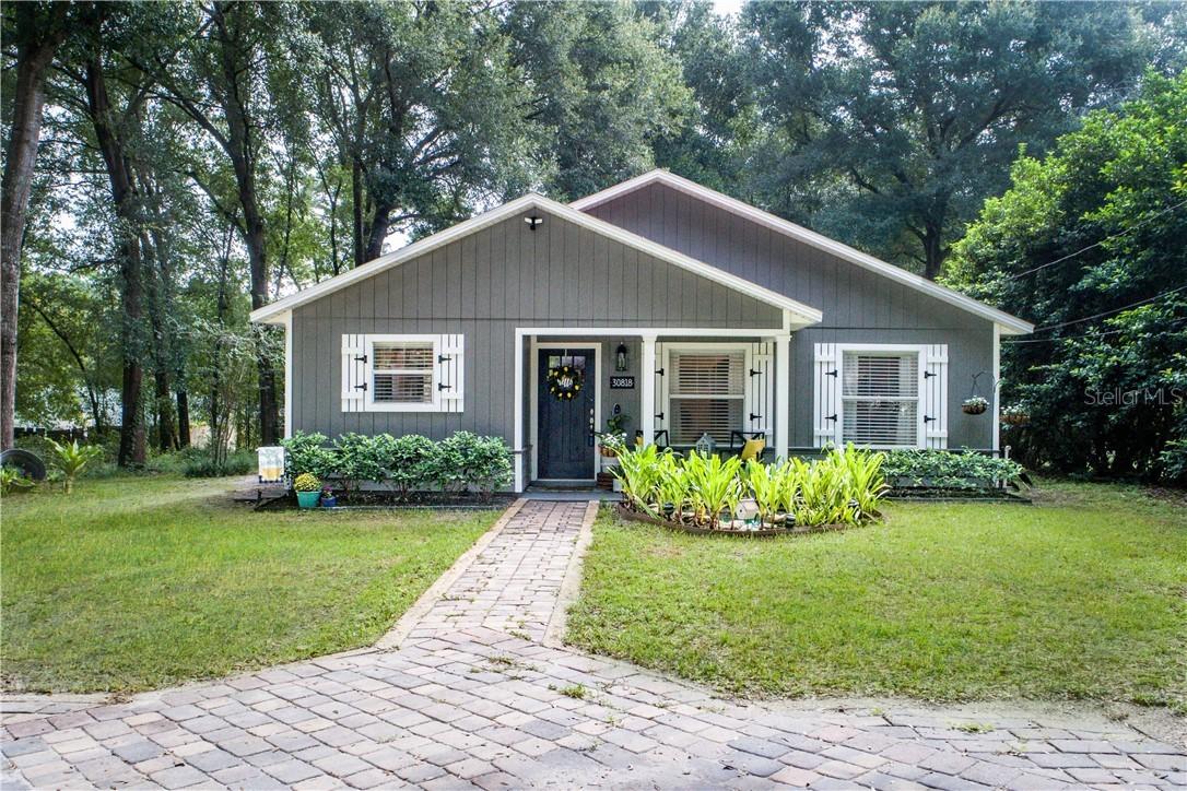 30818 Baltusrol St., Sorrento, FL 32776