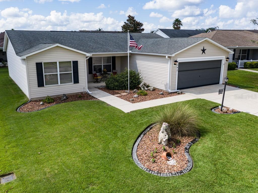 1542 Tallowtree Dr., The Villages, FL 32162