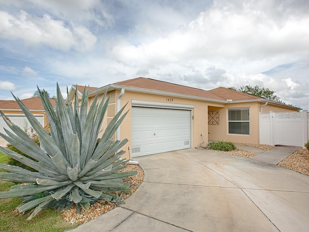 1429 Chateau Way, The Villages, FL 32162